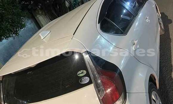 Acheter Occasion Voiture Toyota Aqua Blanc à Dili, Dili Acheter Occasion Voiture Toyota Aqua Blanc à Dili, Dili