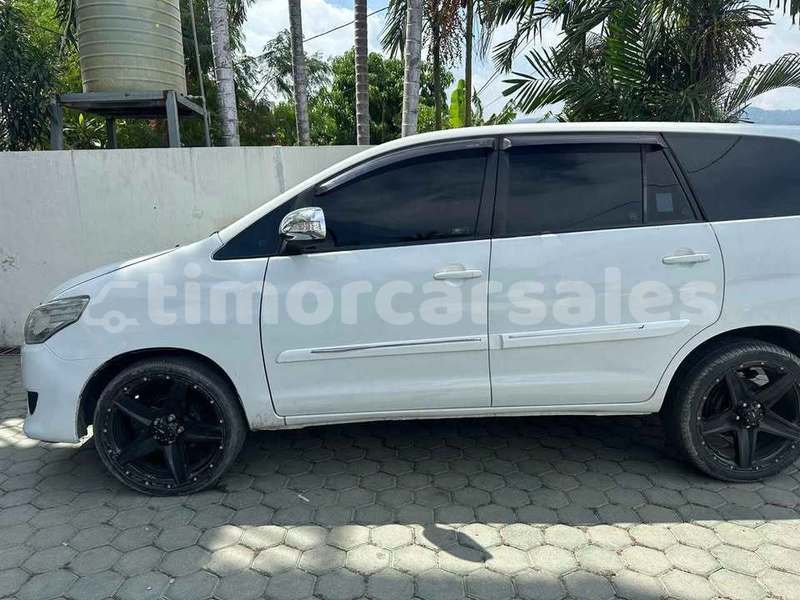 Big with watermark toyota innova dili dili 3451