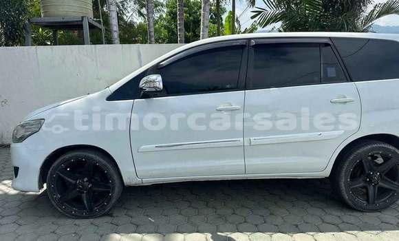 Acheter Occasion Voiture Toyota Innova Blanc à Dili, Dili Acheter Occasion Voiture Toyota Innova Blanc à Dili, Dili