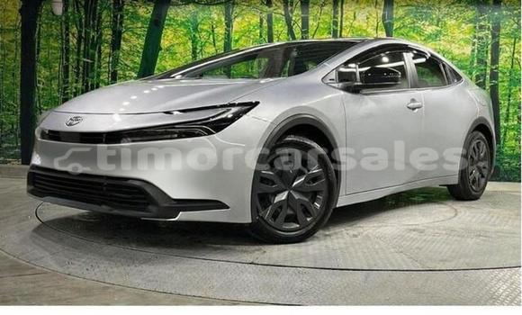 Buy Used Toyota Prius Silver Car in Atsabe in Ermera