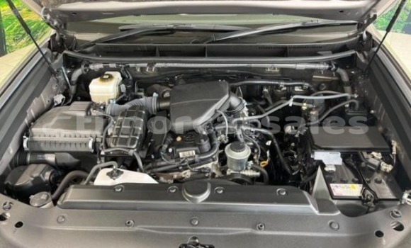 Acheter Occasion Voiture Toyota Land Cruiser Prado Noir à Atsabe, Ermera Acheter Occasion Voiture Toyota Land Cruiser Prado Noir à Atsabe, Ermera