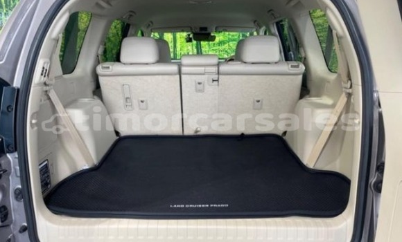 Acheter Occasion Voiture Toyota Land Cruiser Prado Noir à Atsabe, Ermera Acheter Occasion Voiture Toyota Land Cruiser Prado Noir à Atsabe, Ermera