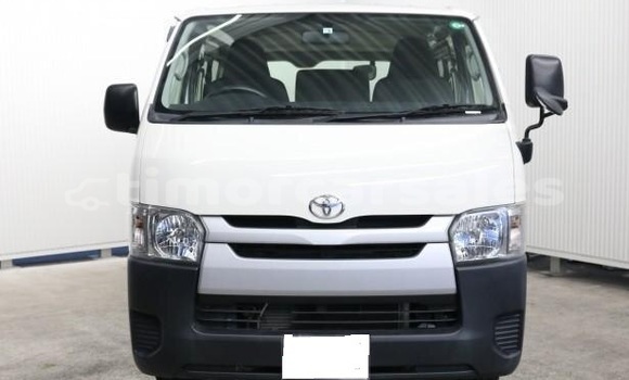 Buy Used Toyota Hiace White Car in Dili in Dili