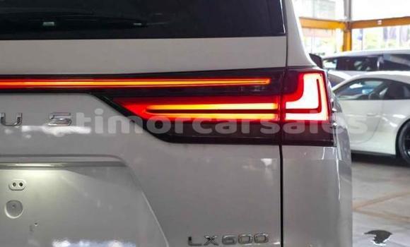 Acheter Occasion Voiture Lexus LX Blanc à Atsabe, Ermera Acheter Occasion Voiture Lexus LX Blanc à Atsabe, Ermera