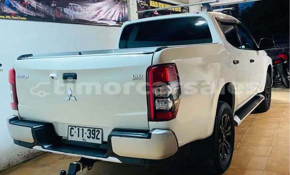 Buy Used Mitsubishi Triton White Car in Dili in Dili Buy Used Mitsubishi Triton White Car in Dili in Dili