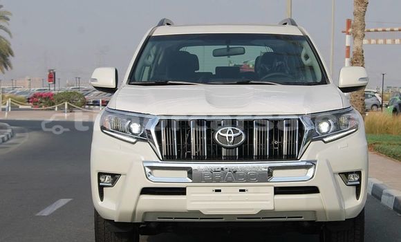 Buy Used Toyota Land Cruiser Prado White Car in Dili in Dili