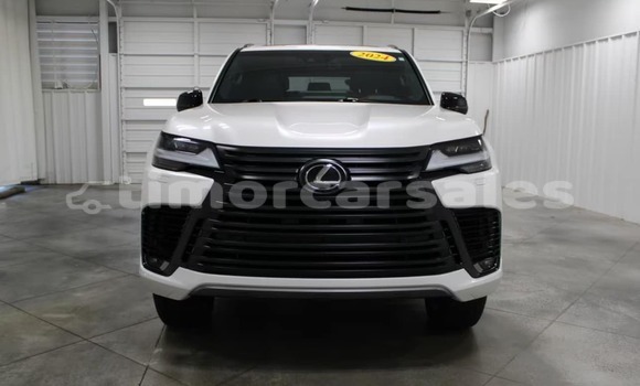 Buy Used Lexus LX White Car in Atabae in Bobonaro