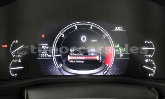 Buy Used Lexus LX White Car in Atabae in Bobonaro Buy Used Lexus LX White Car in Atabae in Bobonaro