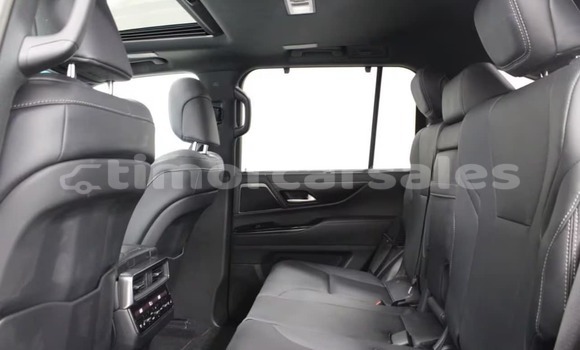 Buy Used Lexus LX White Car in Atabae in Bobonaro Buy Used Lexus LX White Car in Atabae in Bobonaro