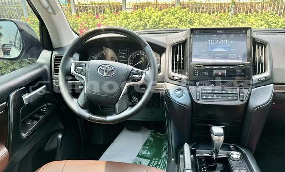 Buy Used Toyota Land Cruiser White Car in Fohorem in Cova Lima Buy Used Toyota Land Cruiser White Car in Fohorem in Cova Lima