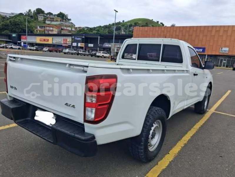 Big with watermark mazda bt 50 cova lima mape 3495