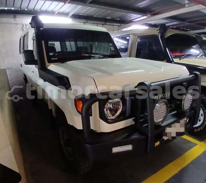 Big with watermark toyota land cruiser cova lima mape 3505