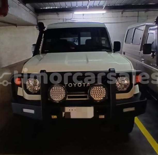 Big with watermark toyota land cruiser cova lima mape 3505