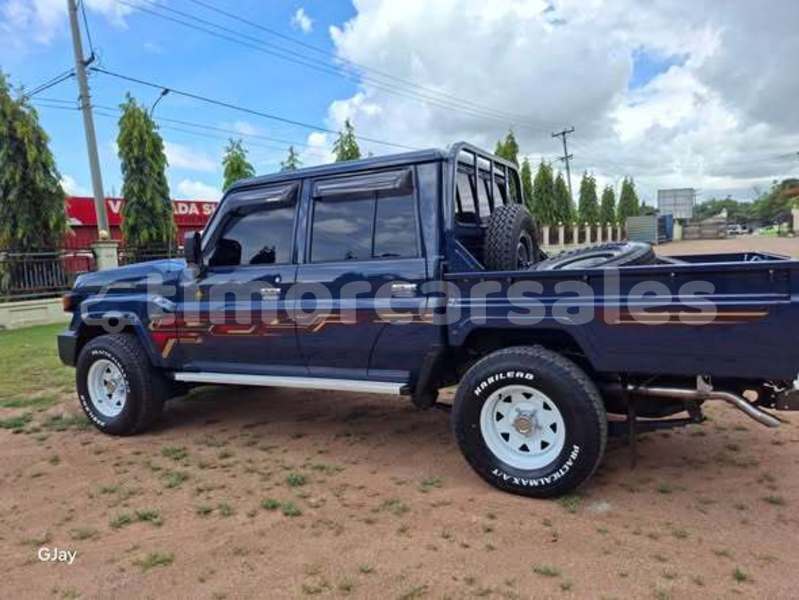 Big with watermark toyota land cruiser ainaro aituto 3512