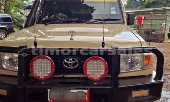 Buy Used Toyota Alphard Other Car in Mape in Cova Lima Buy Used Toyota Alphard Other Car in Mape in Cova Lima