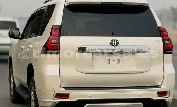 Buy Used Toyota Land Cruiser Prado White Car in Atsabe in Ermera Buy Used Toyota Land Cruiser Prado White Car in Atsabe in Ermera