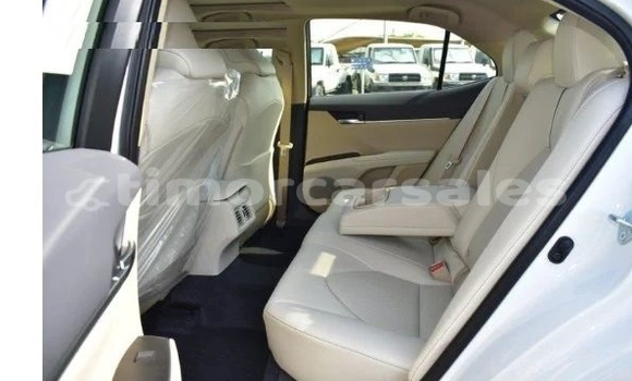 Buy Used Toyota Camry White Car in Dili in Dili Buy Used Toyota Camry White Car in Dili in Dili