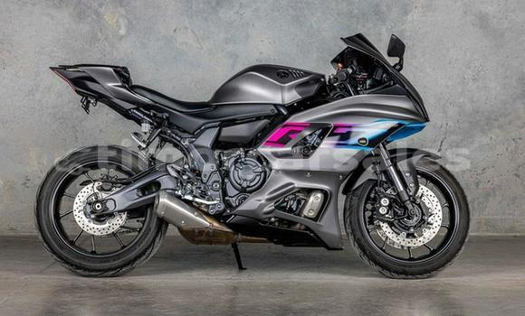 Buy Used Yamaha YZF Black Bike in Atsabe in Ermera