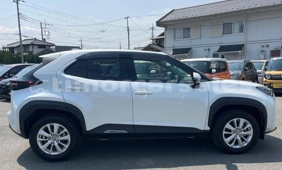 Buy Used Toyota Yaris White Car in Dili in Dili Buy Used Toyota Yaris White Car in Dili in Dili