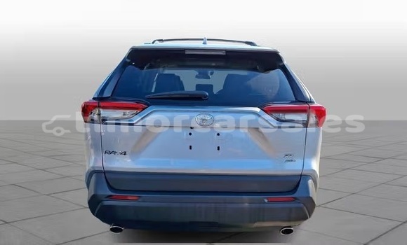 Buy Used Toyota RAV4 Silver Car in Dili in Dili Buy Used Toyota RAV4 Silver Car in Dili in Dili