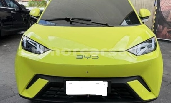 Buy Used BYD S6 White Car in Dili in Dili Buy Used BYD S6 White Car in Dili in Dili