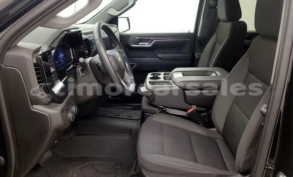 Buy Used Chevrolet Silverado Black Car in Dili in Dili Buy Used Chevrolet Silverado Black Car in Dili in Dili
