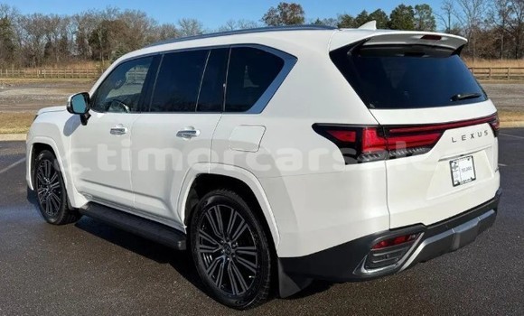 Acheter Occasion Voiture Lexus LX Blanc à Atsabe, Ermera Acheter Occasion Voiture Lexus LX Blanc à Atsabe, Ermera