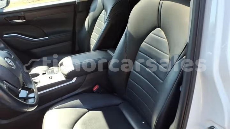 Big with watermark toyota highlander dili dili 3555