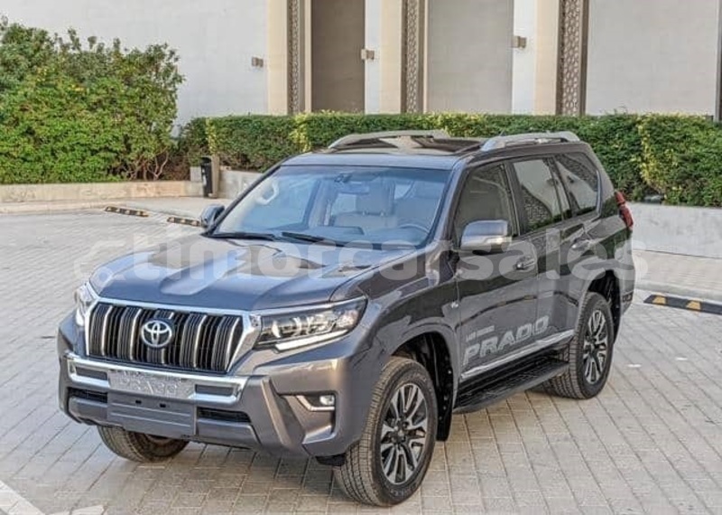 Big with watermark toyota land cruiser prado dili dili 3560