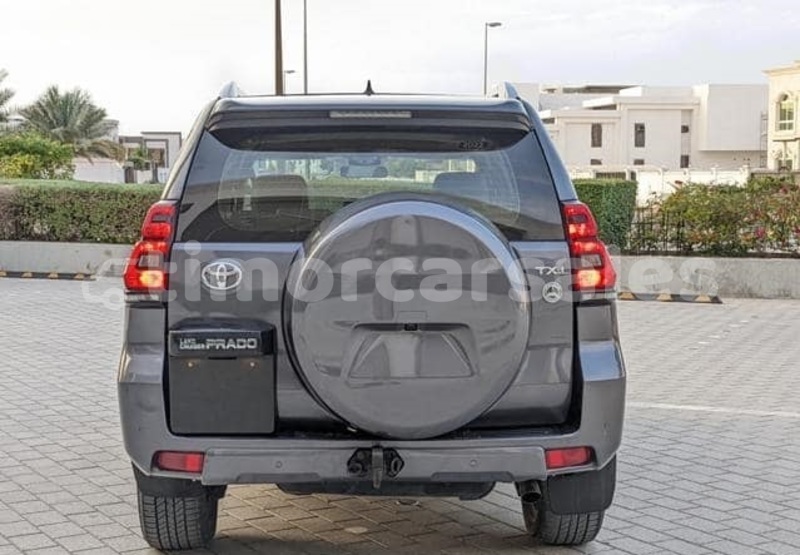 Big with watermark toyota land cruiser prado dili dili 3560