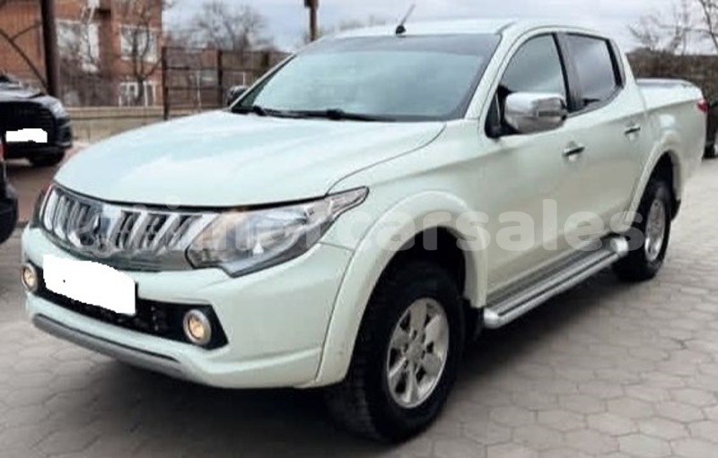 Big with watermark mitsubishi l200 dili dili 3564