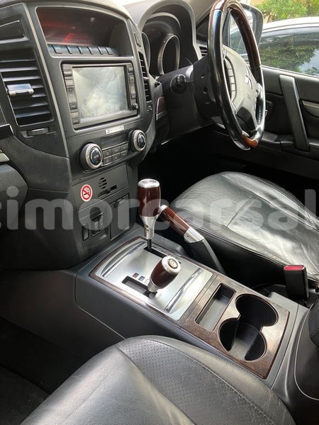Big with watermark mitsubishi pajero dili dili 3567