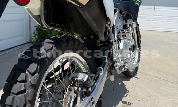 Buy Used Kawasaki KLX Green Bike in Atsabe in Ermera Buy Used Kawasaki KLX Green Bike in Atsabe in Ermera