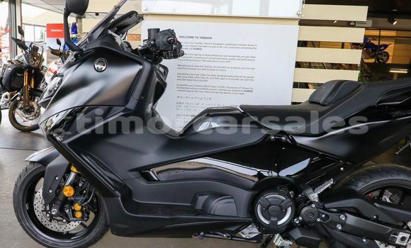 Acheter Neuf Moto Yamaha TMAX Noir à Laga, Lautem Acheter Neuf Moto Yamaha TMAX Noir à Laga, Lautem