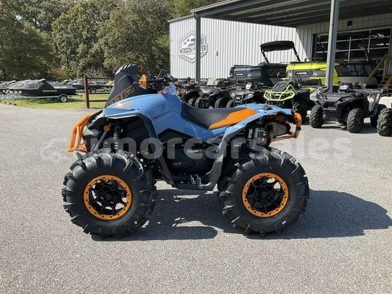 Big with watermark yamaha tmax lautem laga 3586
