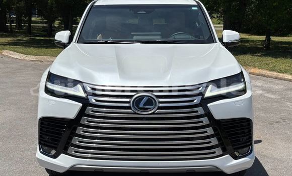 Buy Used Lexus LX White Car in Cailaco in Bobonaro Buy Used Lexus LX White Car in Cailaco in Bobonaro