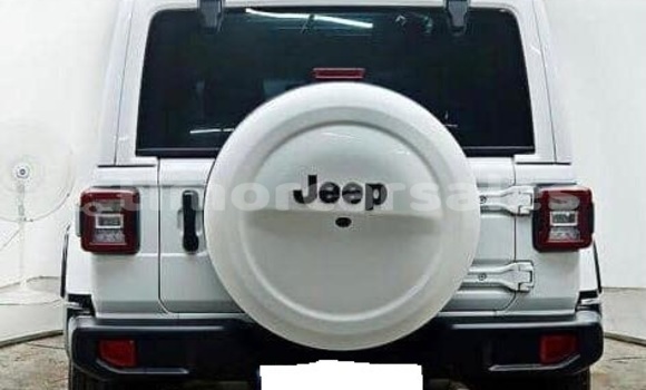Buy Used Jeep Wrangler White Car in Dili in Dili Buy Used Jeep Wrangler White Car in Dili in Dili