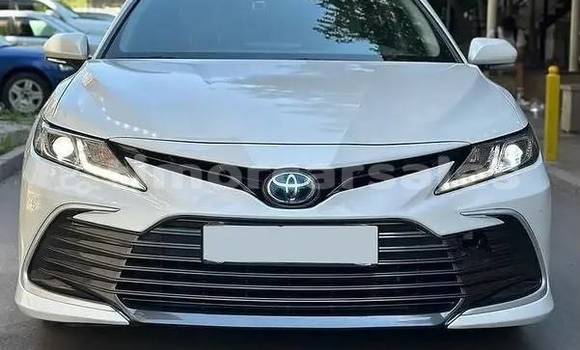 Buy Used Toyota Camry White Car in Dili in Dili