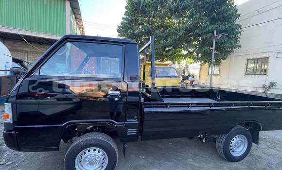 Buy Used Mitsubishi Colt Black Car in Dili in Dili Buy Used Mitsubishi Colt Black Car in Dili in Dili