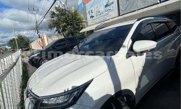 Buy Used Daihatsu Terios White Car in Dili in Dili Buy Used Daihatsu Terios White Car in Dili in Dili