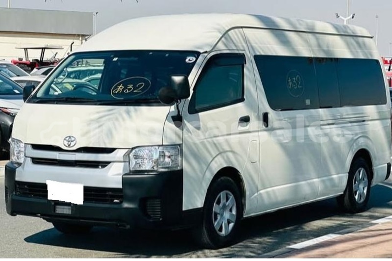 Big with watermark toyota hiace dili dili 3612