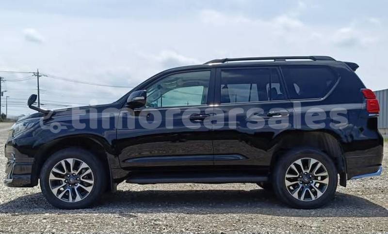 Big with watermark toyota land cruiser prado dili dili 3615