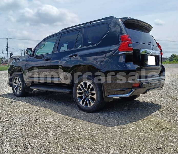 Big with watermark toyota land cruiser prado dili dili 3615