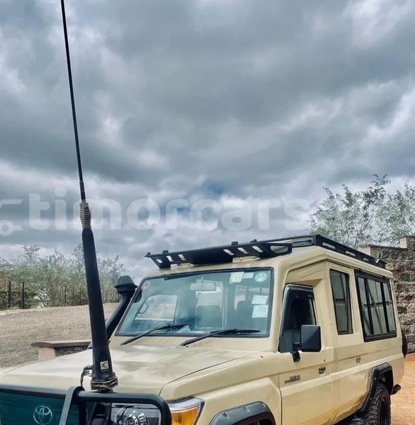 Big with watermark toyota land cruiser dili dili 3627
