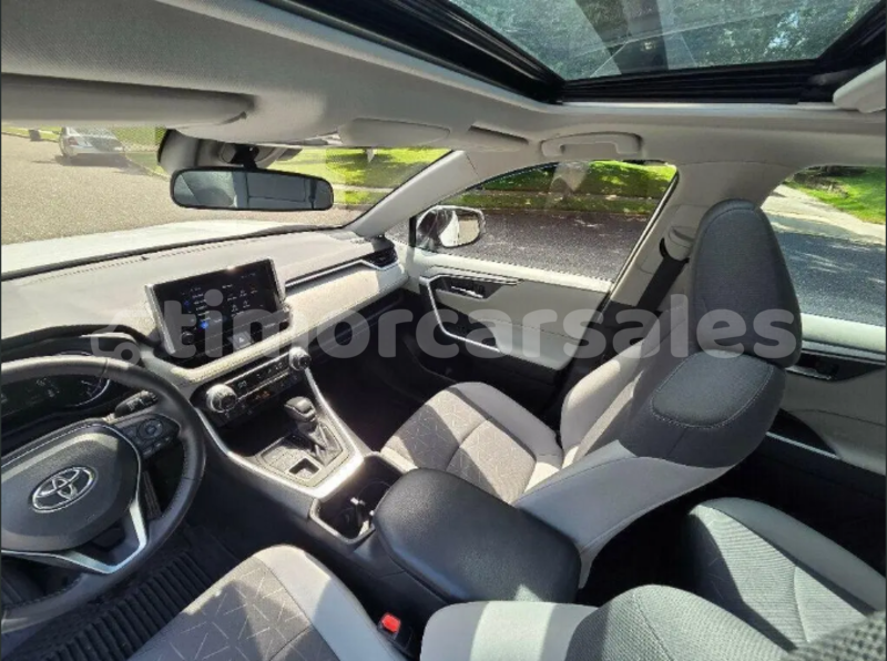Big with watermark toyota rav4 bobonaro atabae 3643