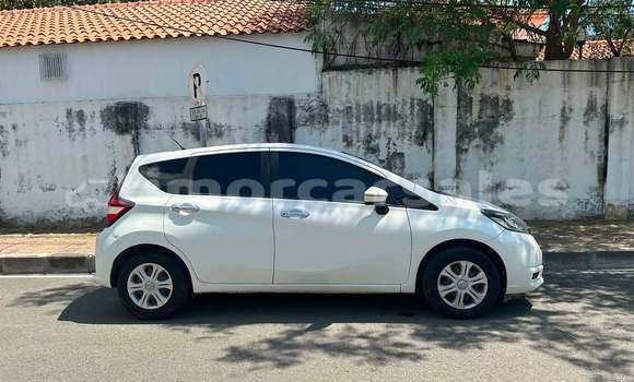 Buy Used Nissan Note White Car in Dili in Dili