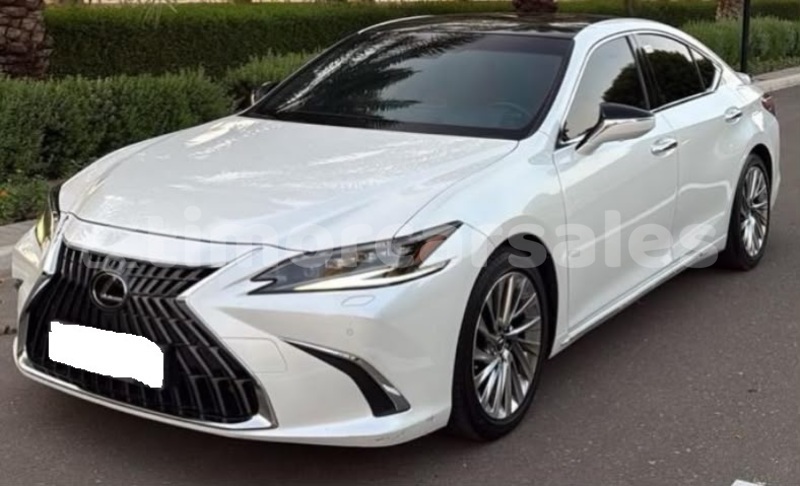 Big with watermark lexus es dili dili 3679
