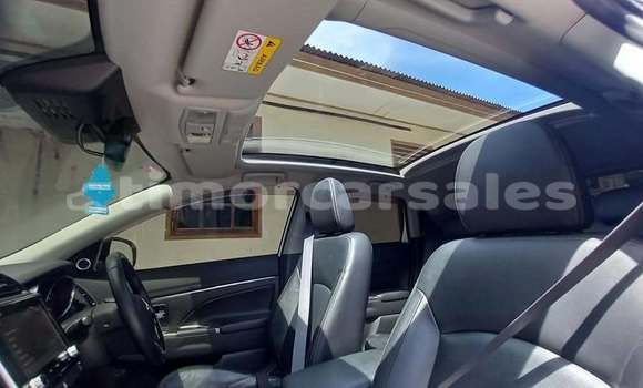 Buy Used Mitsubishi Asx White Car in Dili in Dili Buy Used Mitsubishi Asx White Car in Dili in Dili