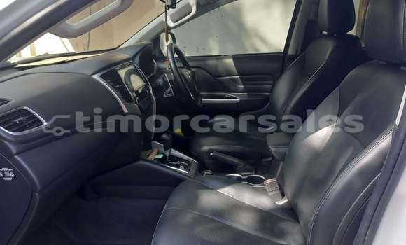 Buy Used Mitsubishi Triton White Car in Dili in Dili Buy Used Mitsubishi Triton White Car in Dili in Dili