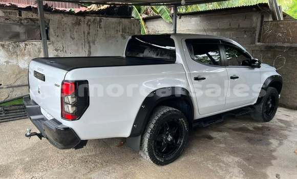 Buy Used Mitsubishi Triton White Car in Dili in Dili Buy Used Mitsubishi Triton White Car in Dili in Dili